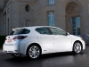 With its sleek lines and dramatic curves, the Lexus CT 200h looks fantastic from many angles.